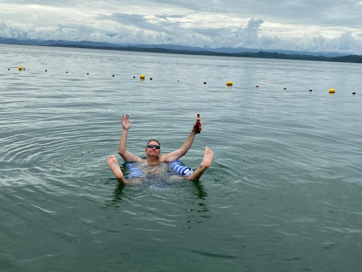 Dolphin Bay Hideaway Bed & Breakfast Bocas Town Luaran gambar